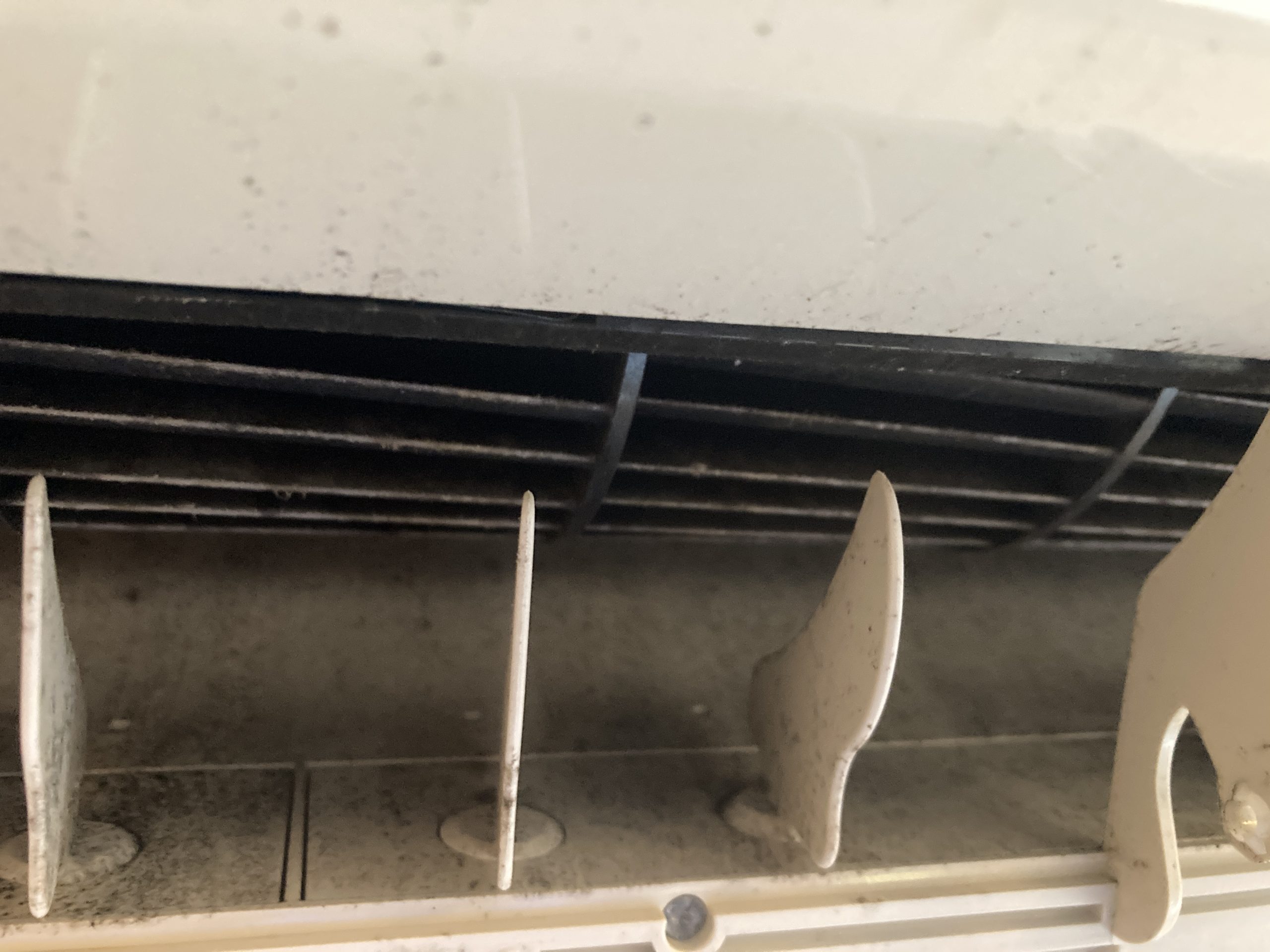 「福岡市早良区 東芝エアコンクリーニング ビフォーアフター」