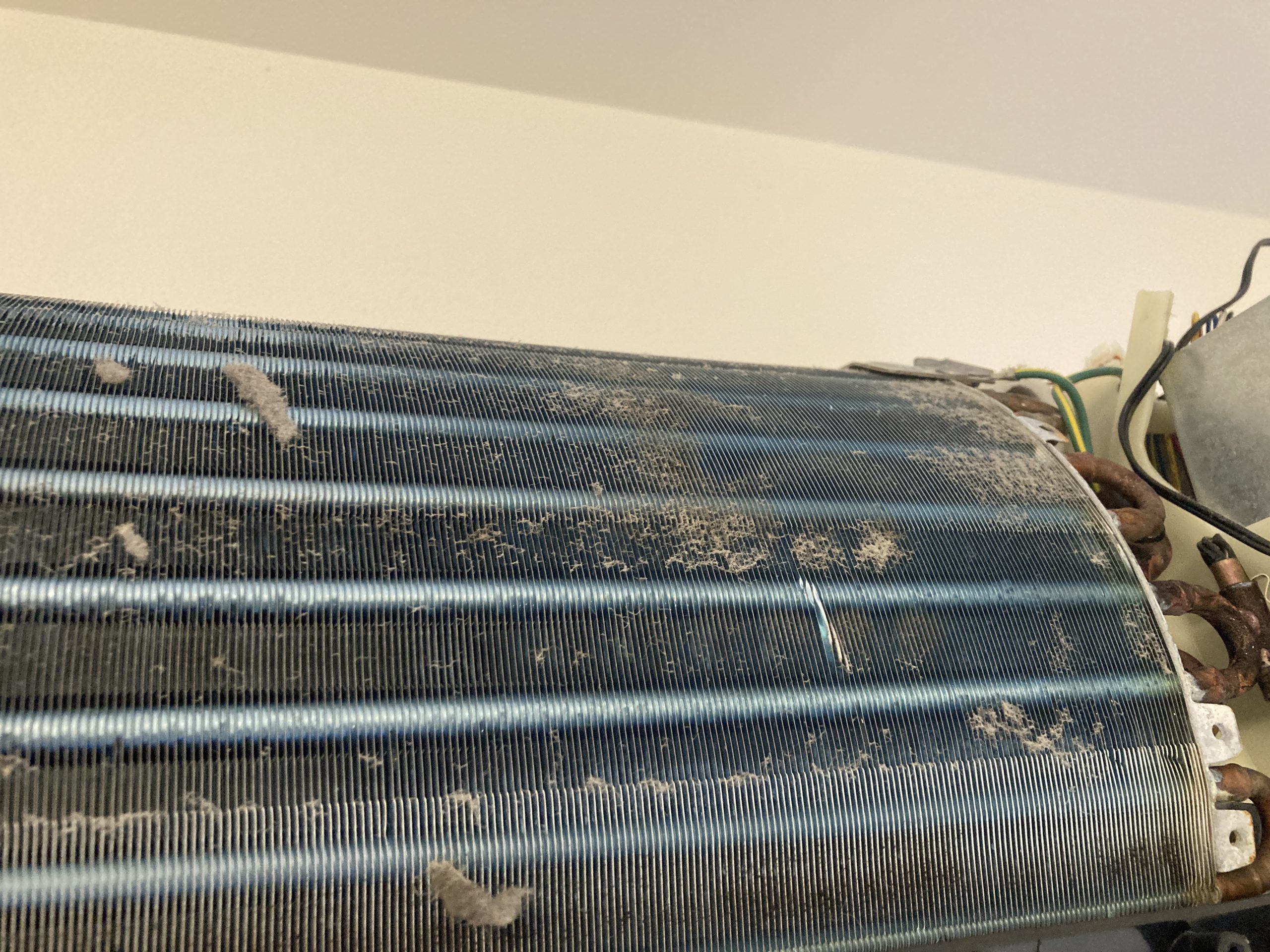 「福岡市早良区 東芝エアコンクリーニング ビフォーアフター」