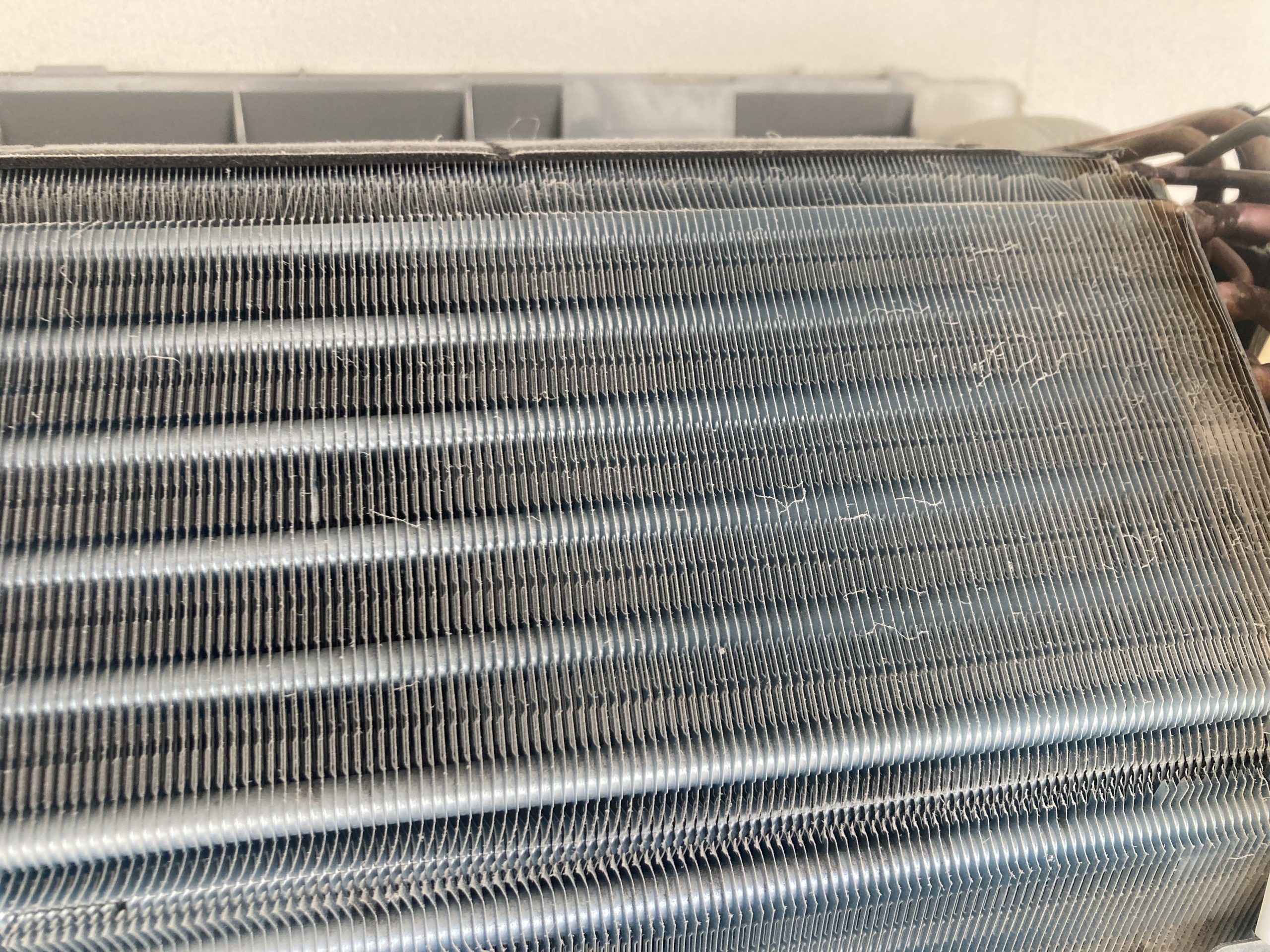 ダイキンF803ATAP-W 熱交換器 汚れ 施工前 福岡市西区