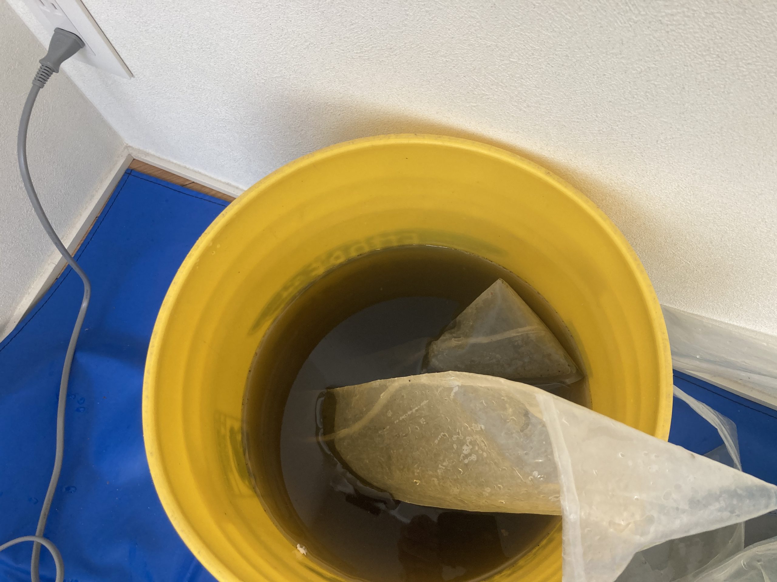 福岡市西区で実施したダイキンF803ATAP-Wエアコンクリーニング後の汚水